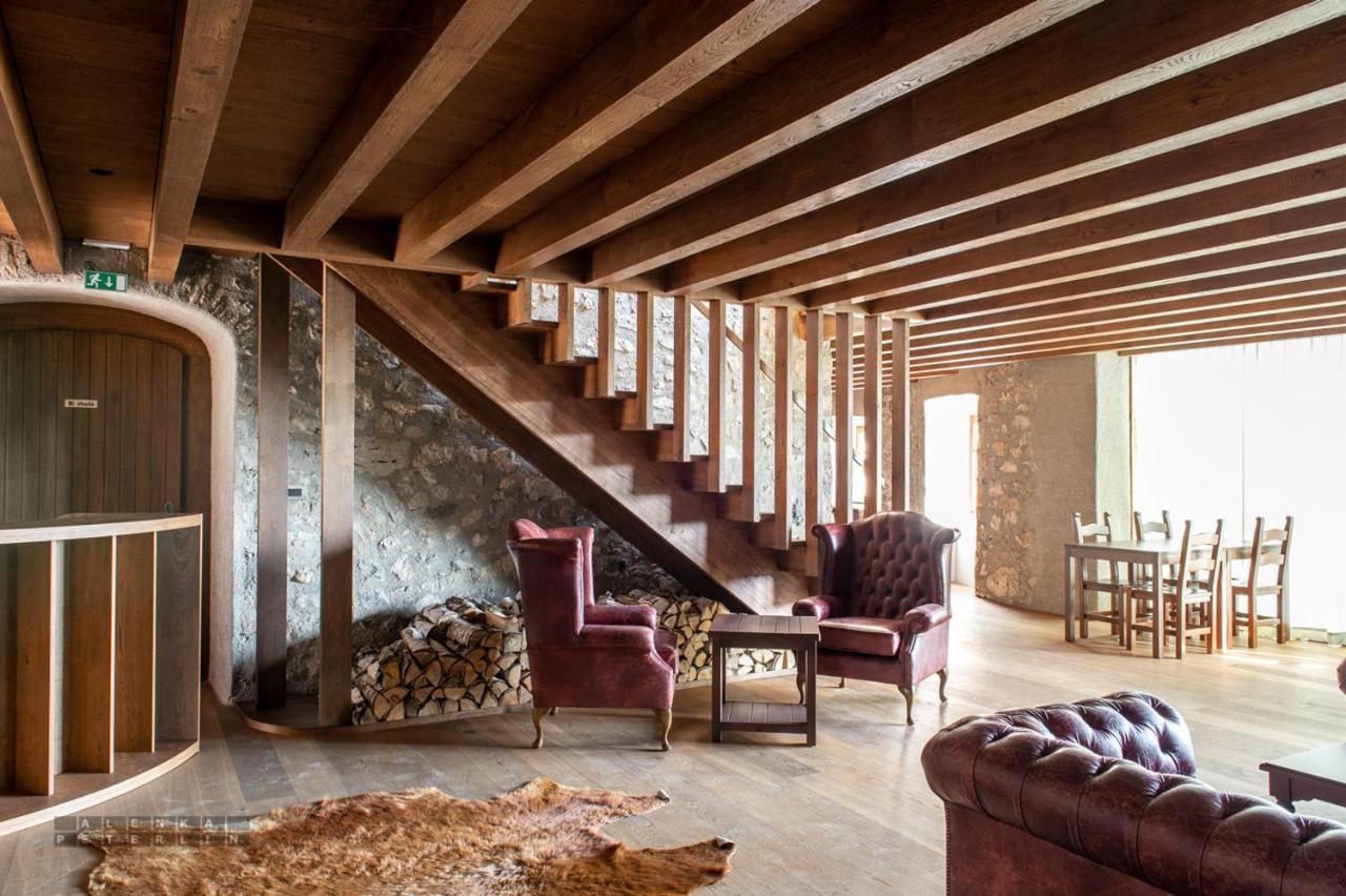 Vinica Castle Hotel Екстериор снимка